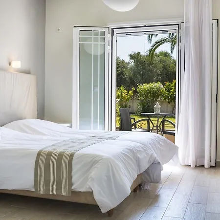 Olive Grove Apartment *
